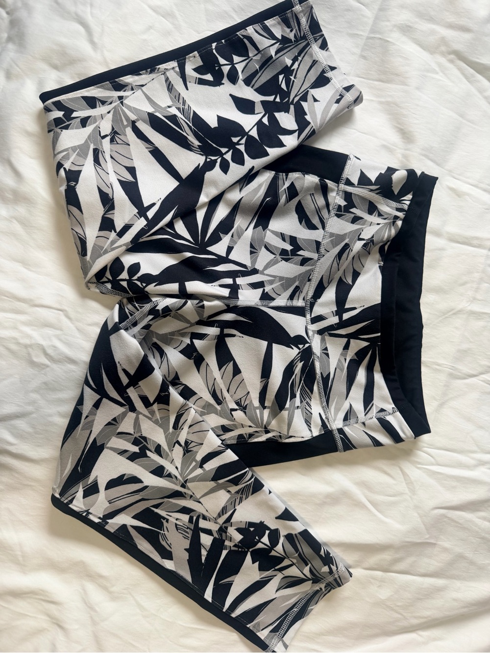 Old Navy Black Active Elevate Leggings S/M
